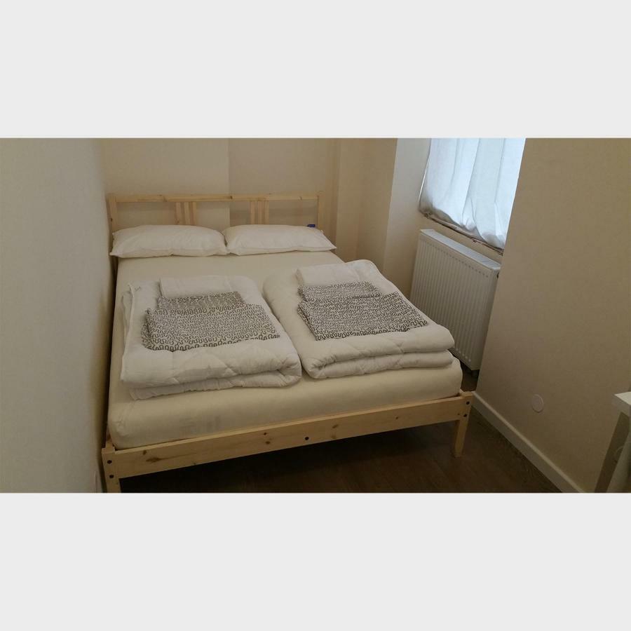Lodgecity - Private Rooms B Берлин Экстерьер фото